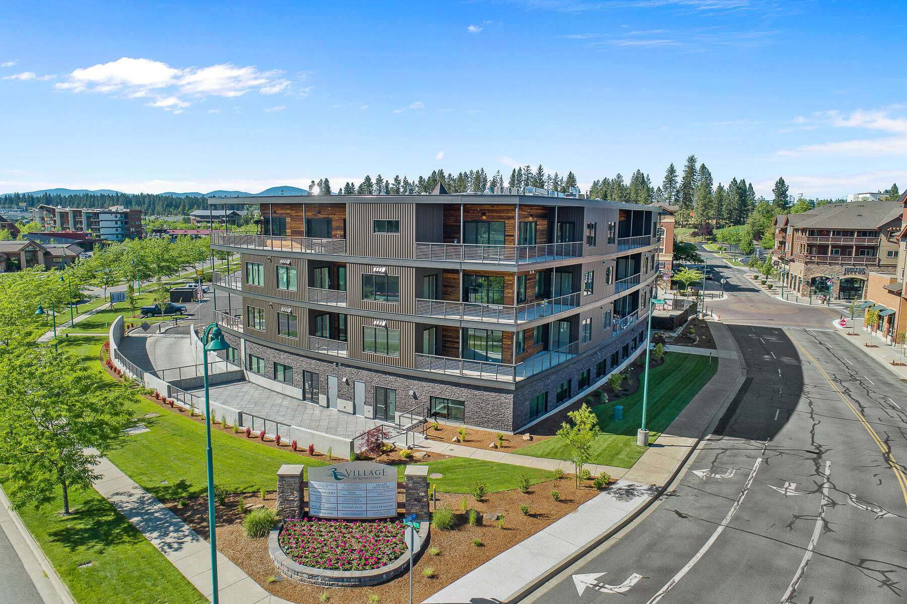 CDA Cornerstone Riverstone 1579 Riverstone